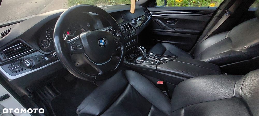 BMW Seria 5 - 16