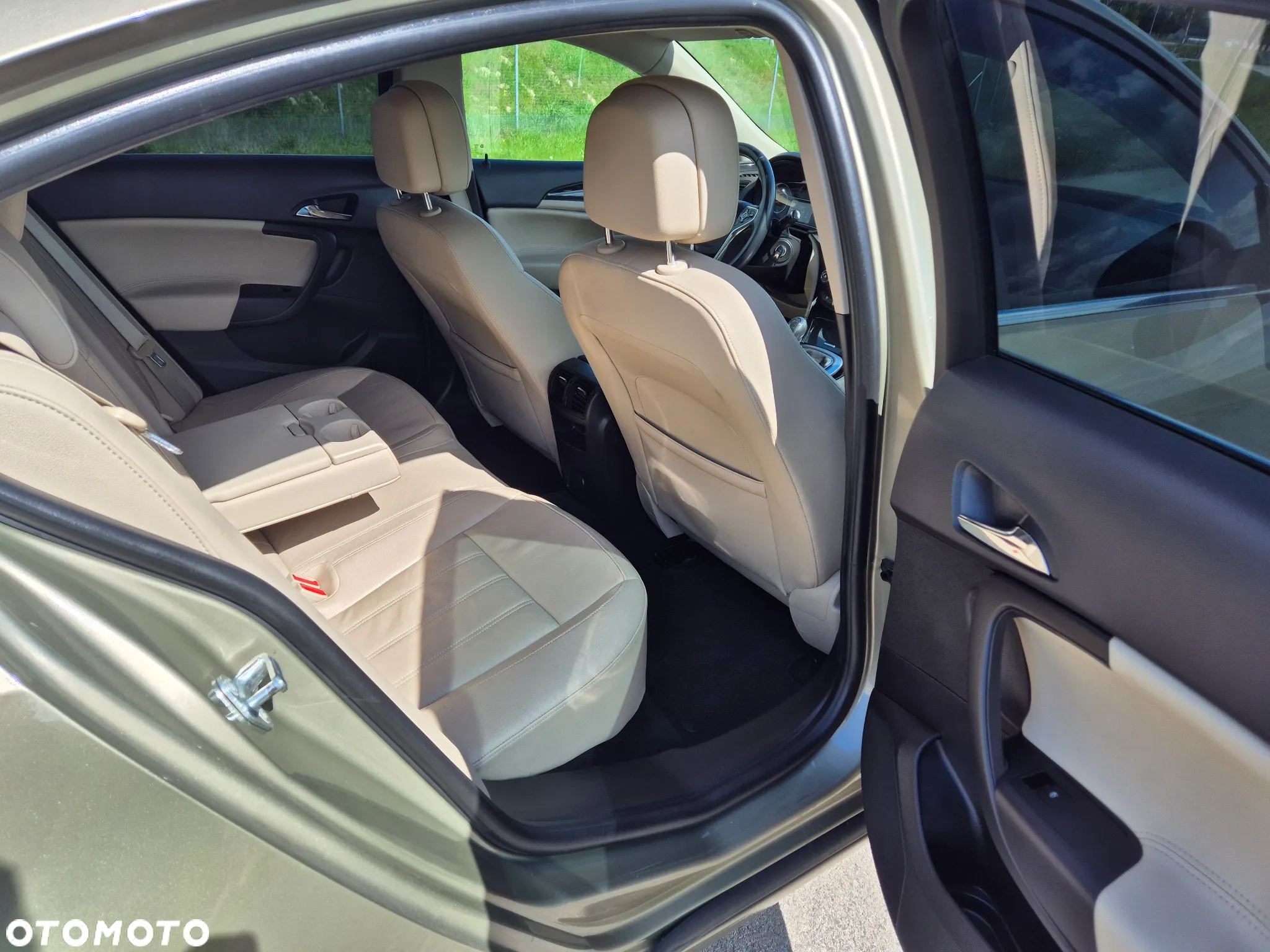 Opel Insignia 1.4 T Executive S&S - 12