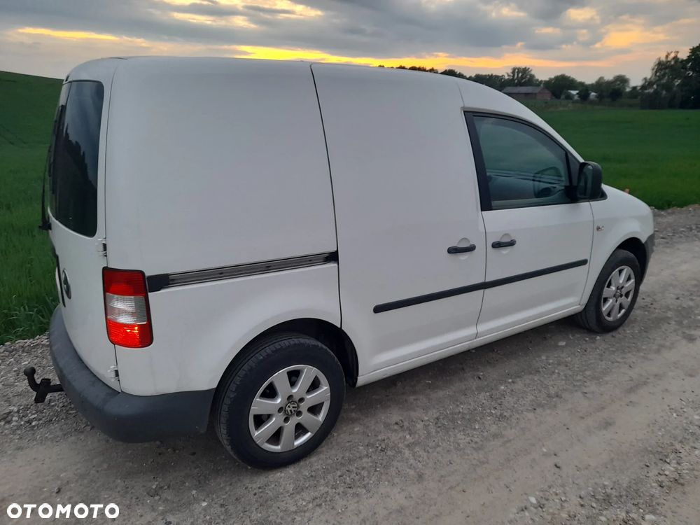 Volkswagen Caddy - 5