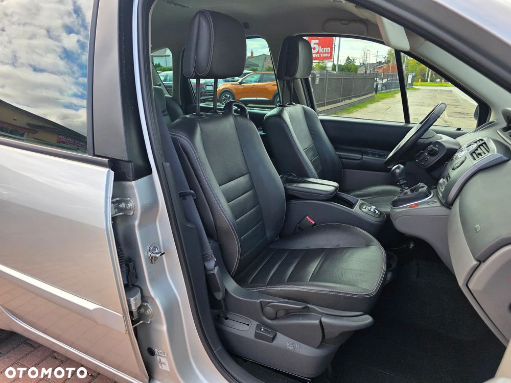 Renault Scenic 2.0 16V Luxe Privilege - 12