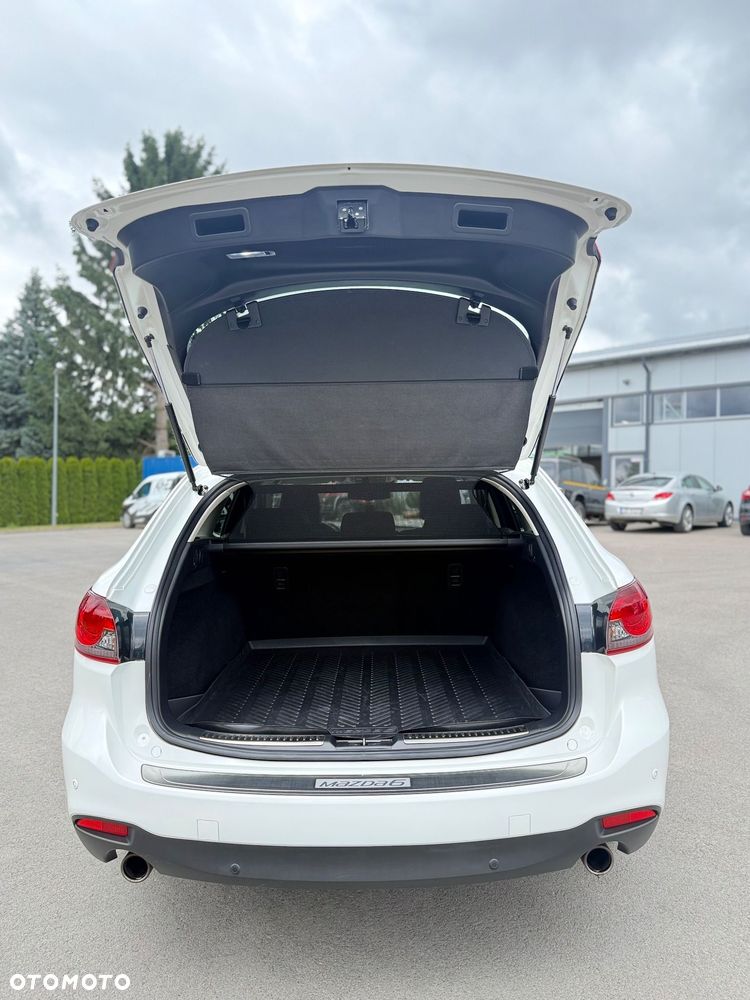 Mazda 6 - 8