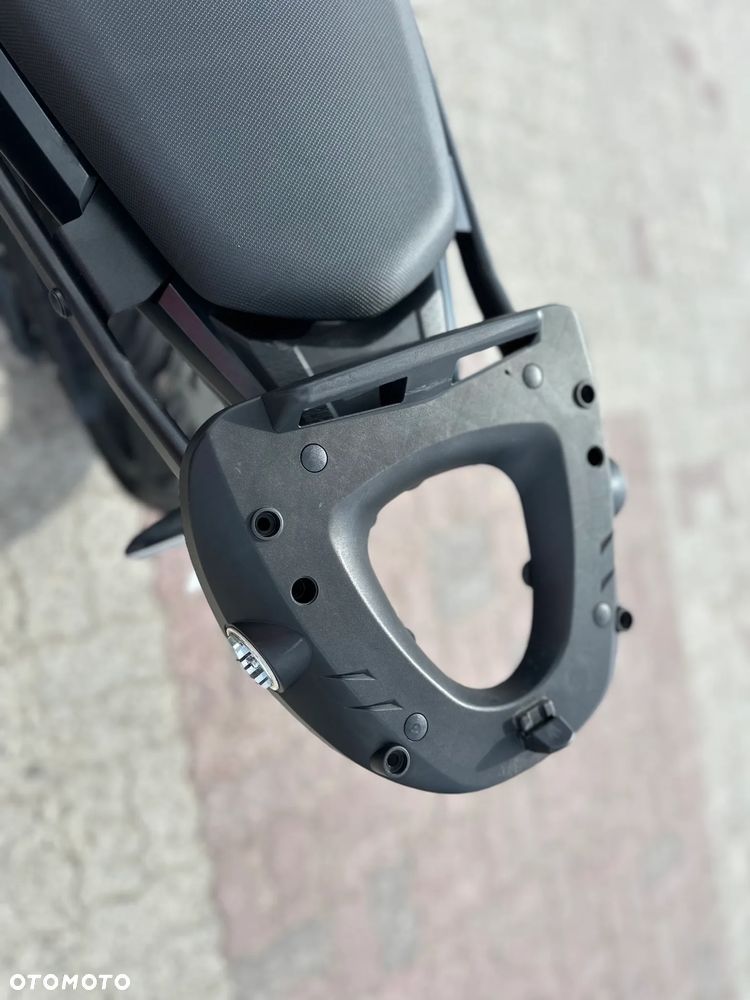 Honda CB - 21