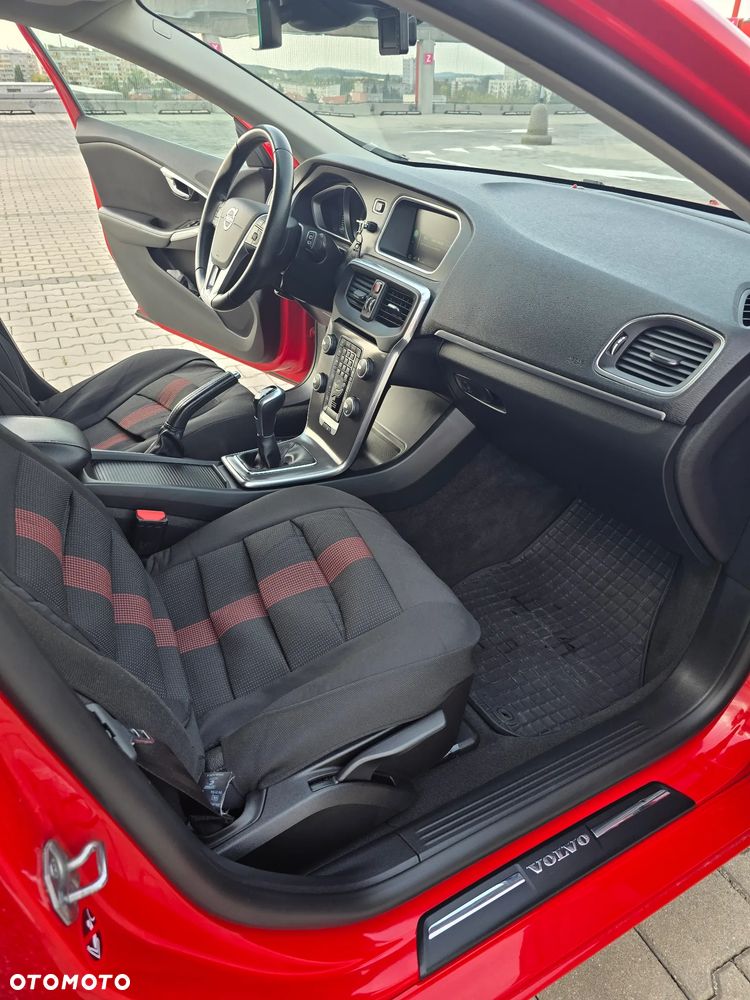 Volvo V40 - 27