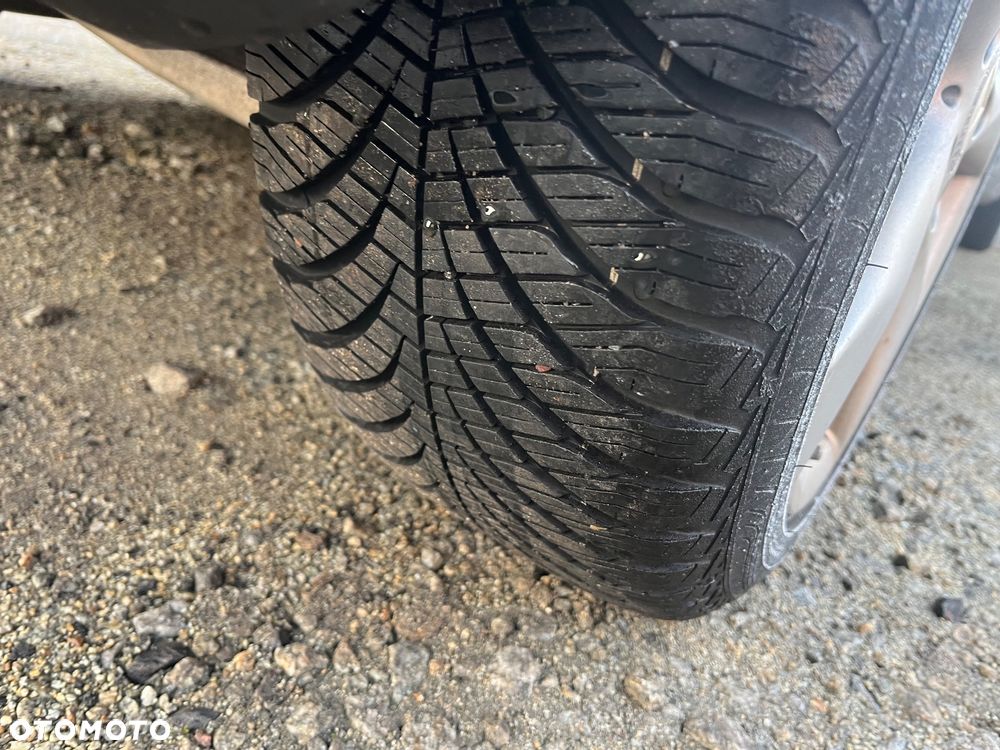 Mercedes-Benz Klasa B ver-180-blueefficiency - 10