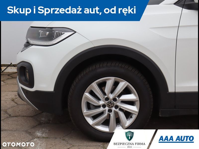 Volkswagen T-Cross - 14