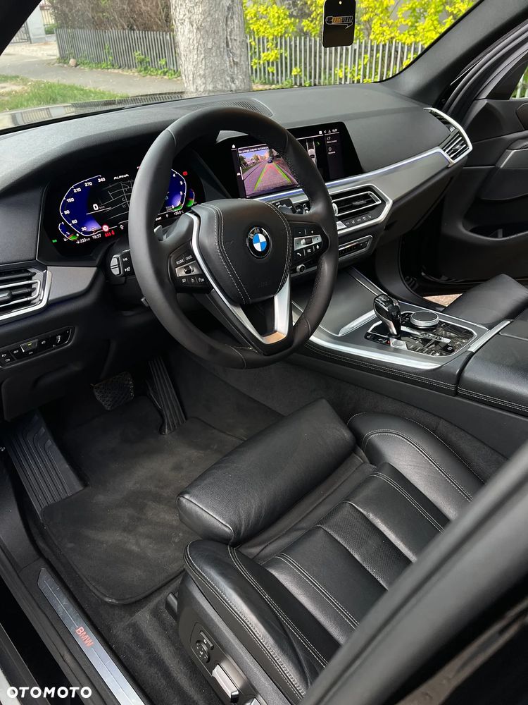 BMW X5 xDrive40i - 12