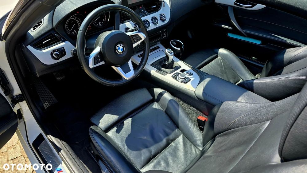 BMW Z4 23i sDrive - 17