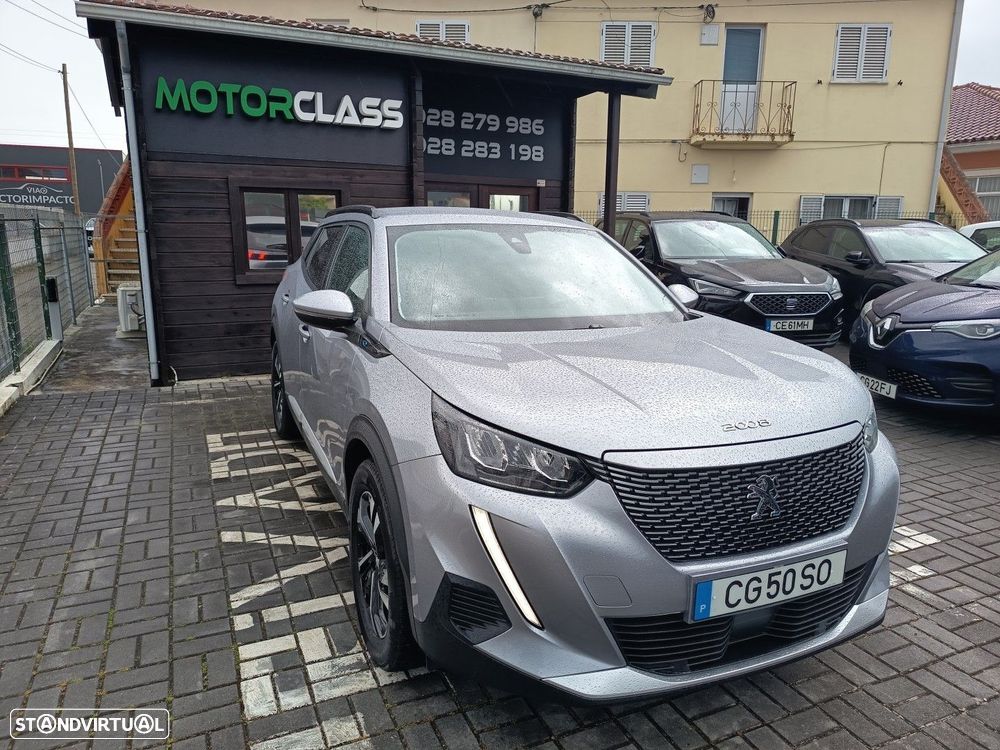 Peugeot e-2008 50 kWh Allure - 1