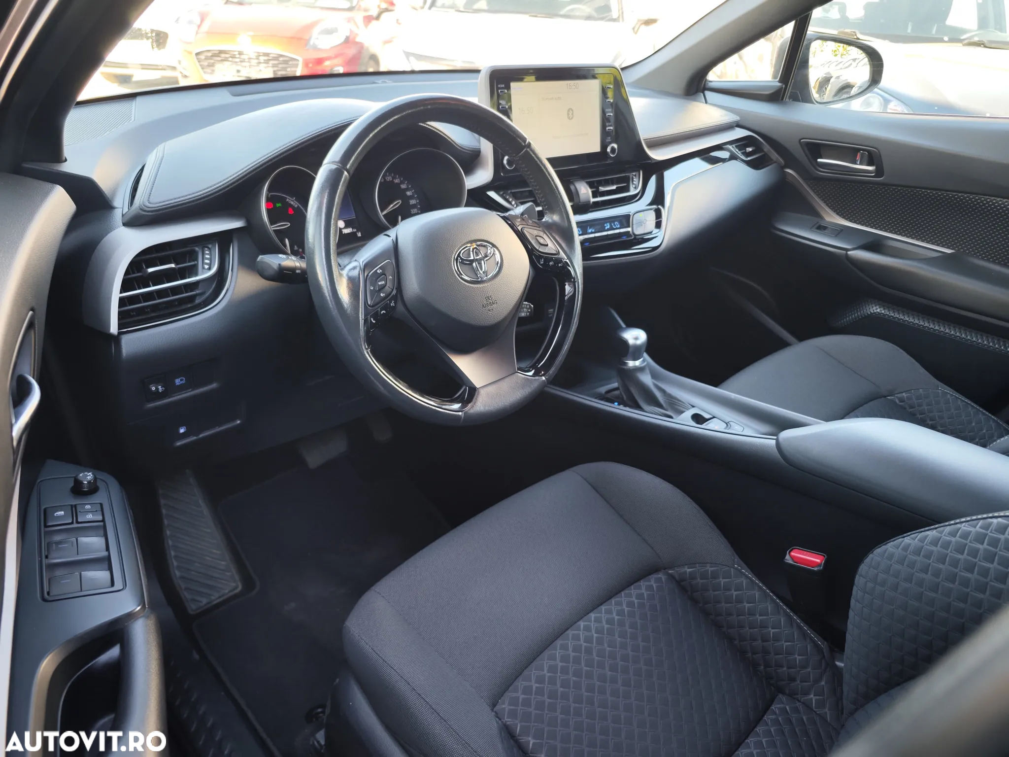 Toyota C-HR - 10