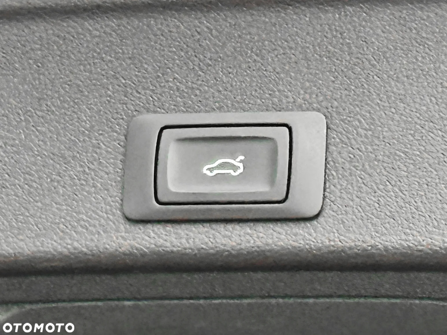 Audi A4 Avant 40 TDI S tronic - 15