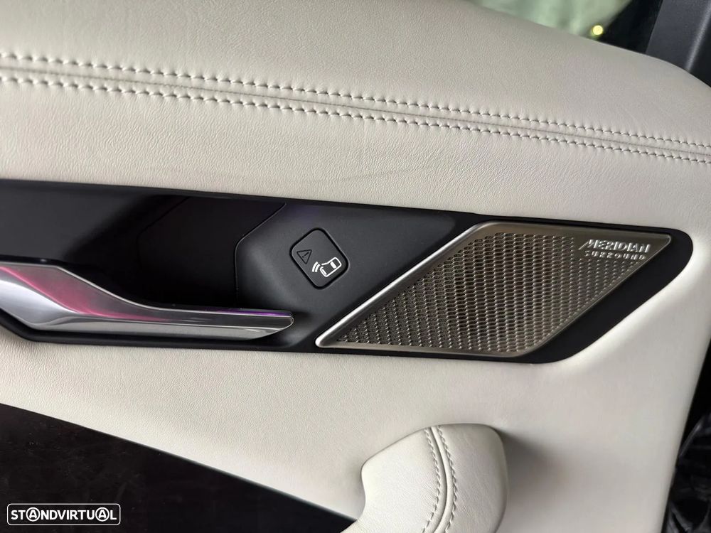 Jaguar I-Pace EV400 AWD First Edition - 32