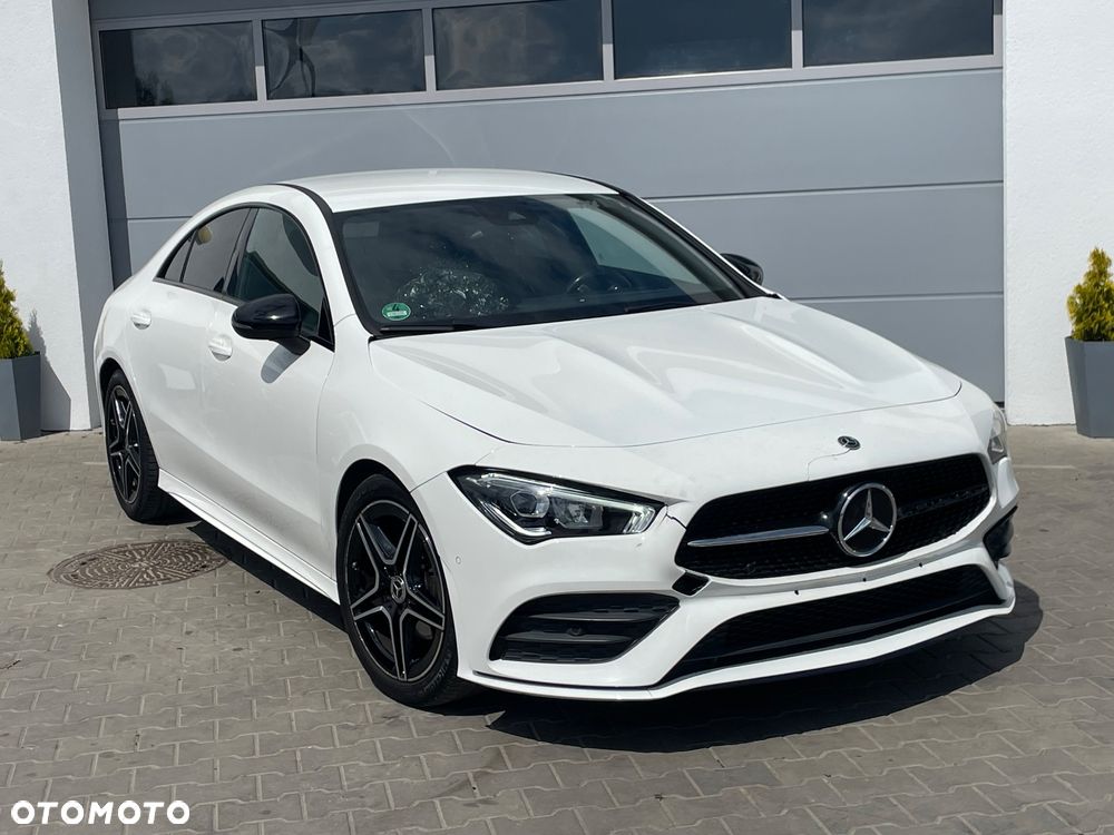 Mercedes-Benz CLA 180 7G-DCT AMG Line - 3