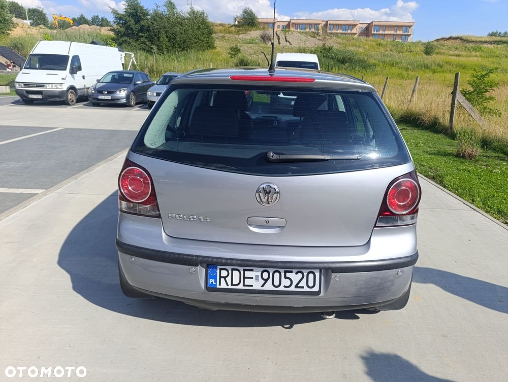 Volkswagen Polo 1.4 Tour - 10