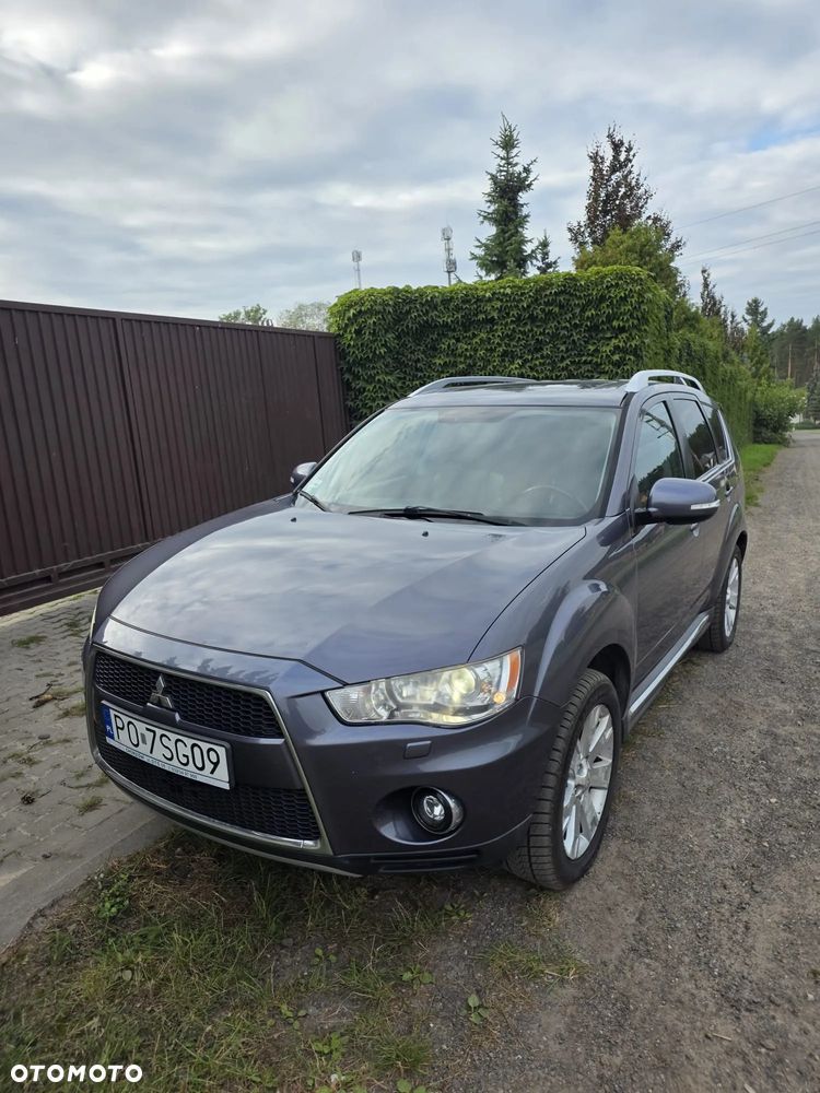 Mitsubishi Outlander 2.0 DID Instyle NAVI - 1