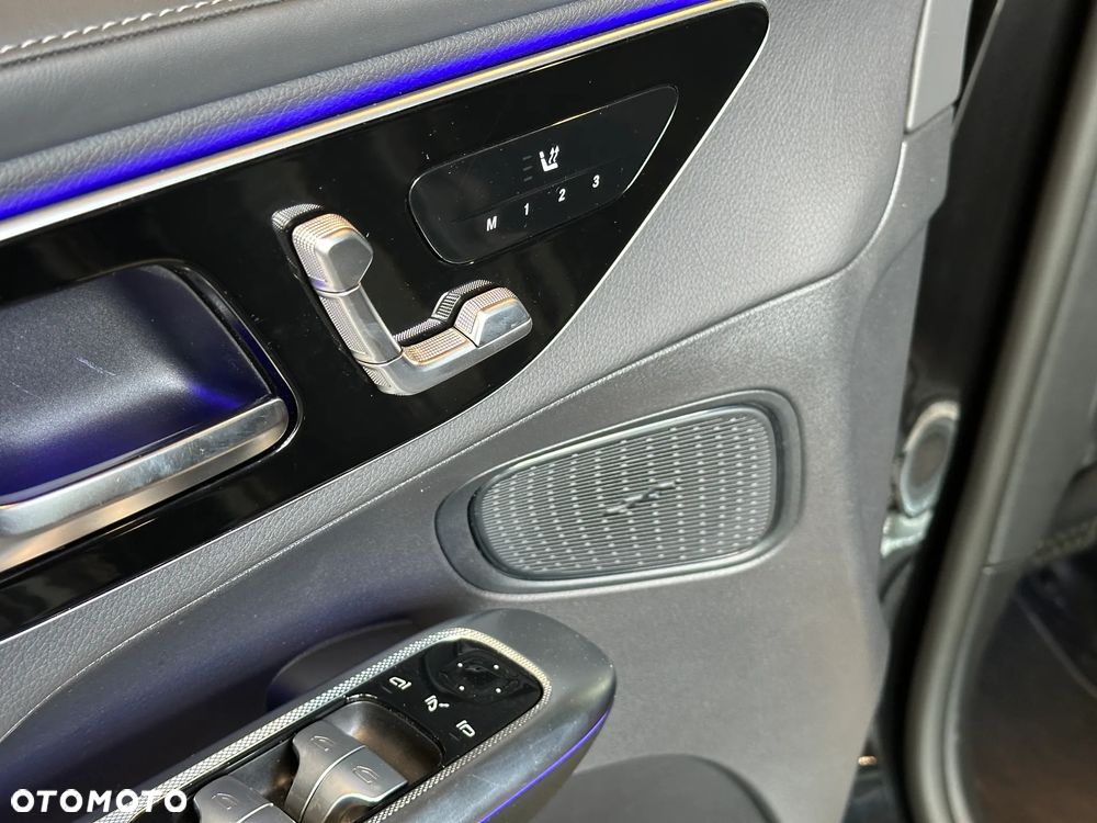 Mercedes-Benz GLC - 18