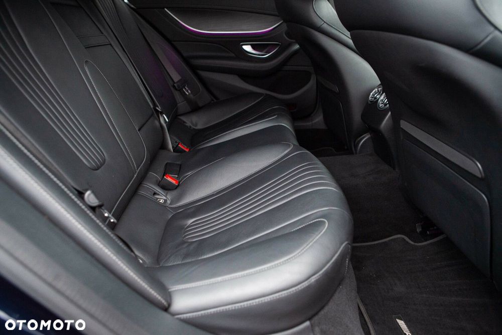 Mercedes-Benz CLS - 27