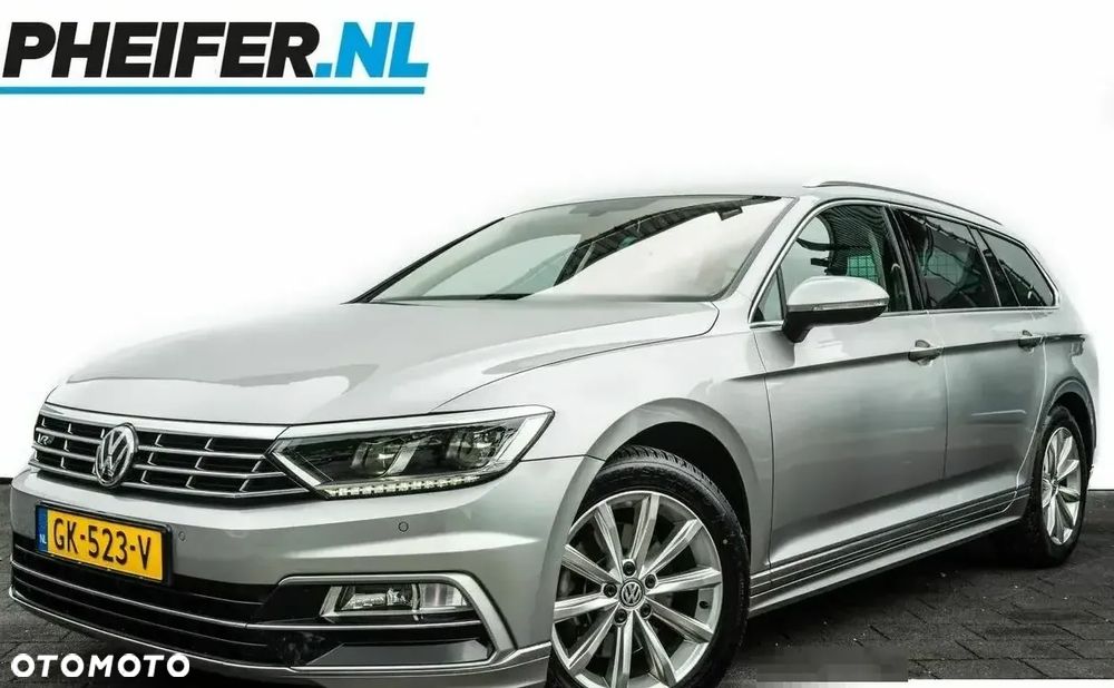Volkswagen Passat 2.0 TDI (BlueMotion Technology) Highline - 35