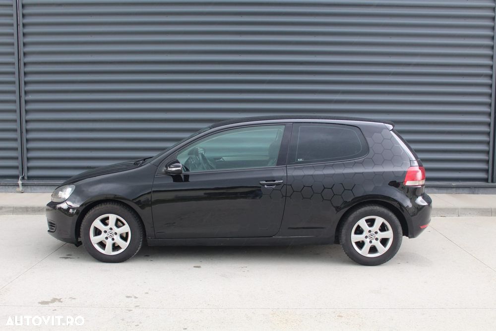 Volkswagen Golf 1.6 TDI BlueMotion Technology DPF Comfortline - 5