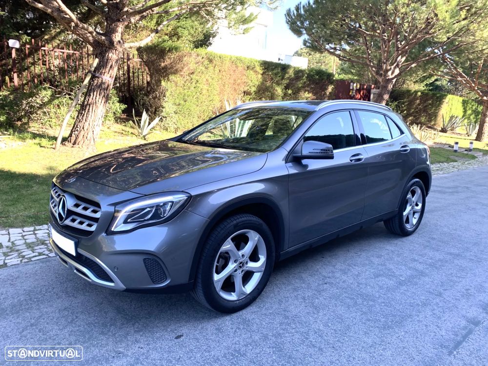 Mercedes-Benz GLA 180 d Urban - 28