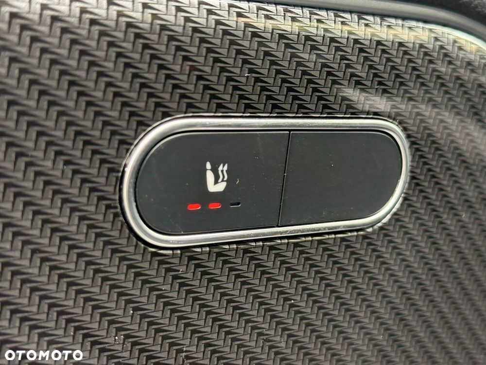 Mercedes-Benz GLB 220 d 4-Matic AMG Line 8G-DCT - 17