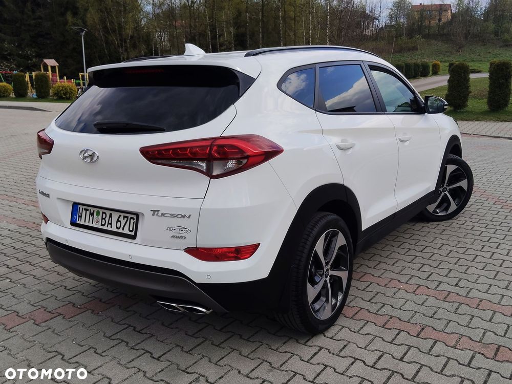 Hyundai Tucson 2.0 CRDi 4WD Passion Plus - 4