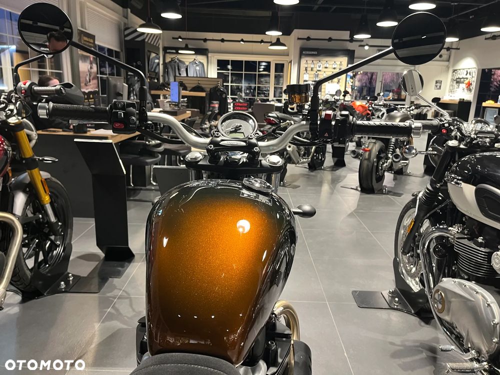 Triumph Street Scrambler - 2