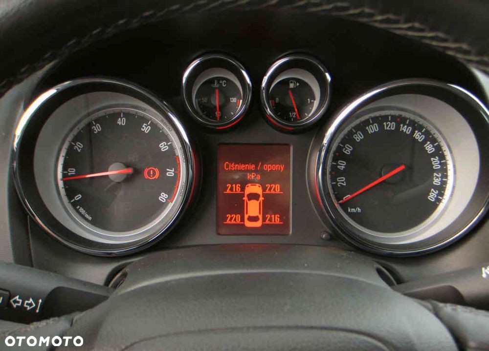 Opel Astra 1.4 T Business - 18
