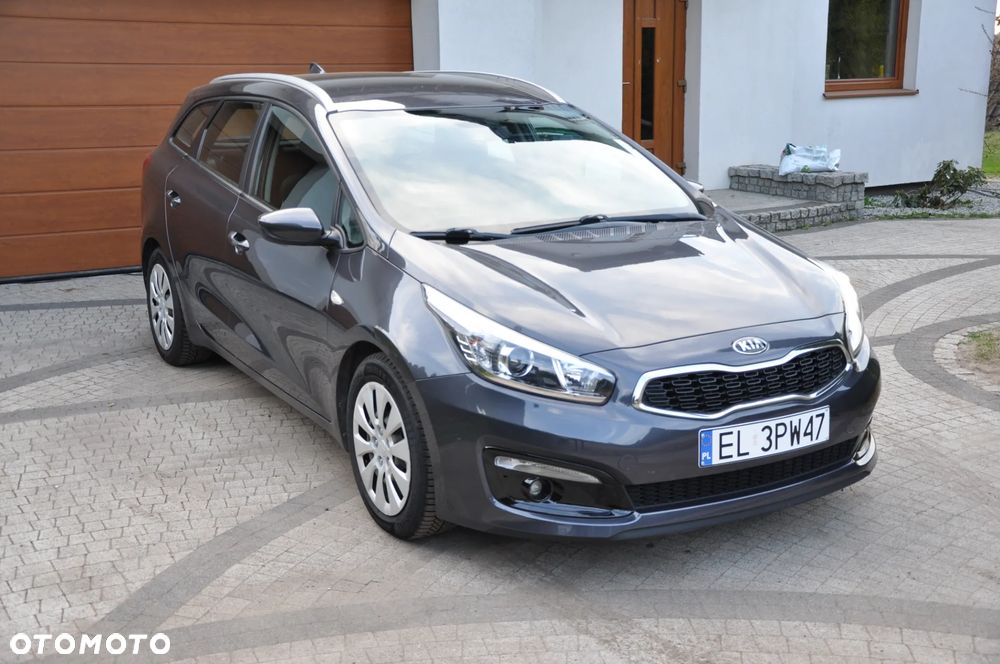 Kia Ceed 1.4 L - 16