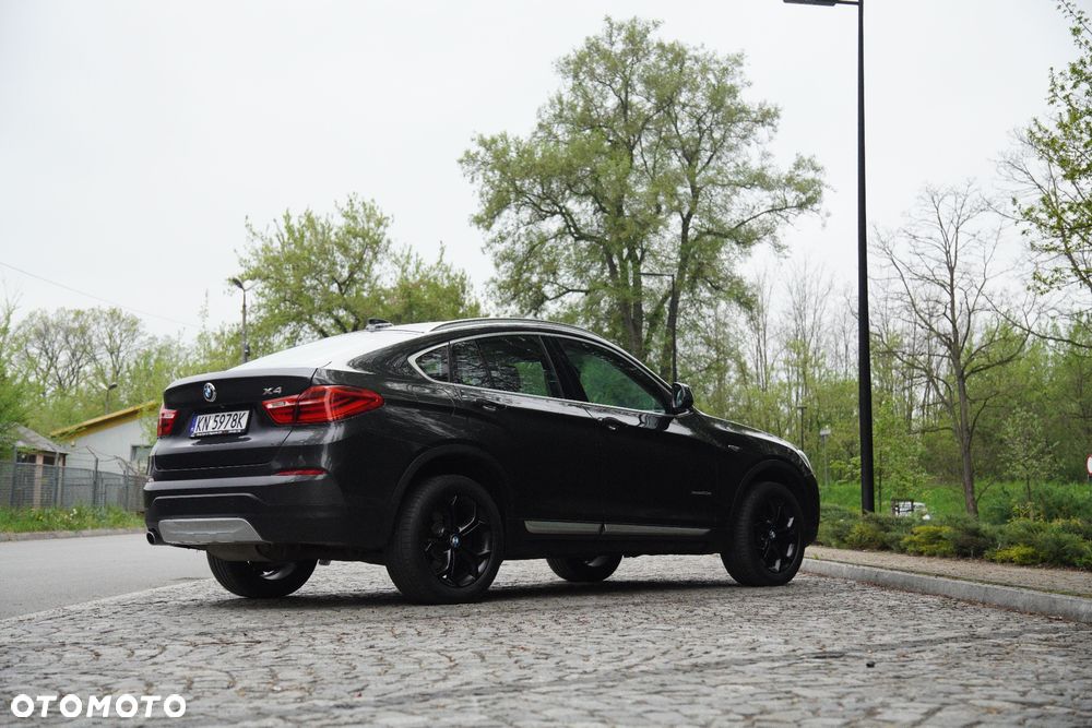 BMW X4 xDrive20d xLine - 31