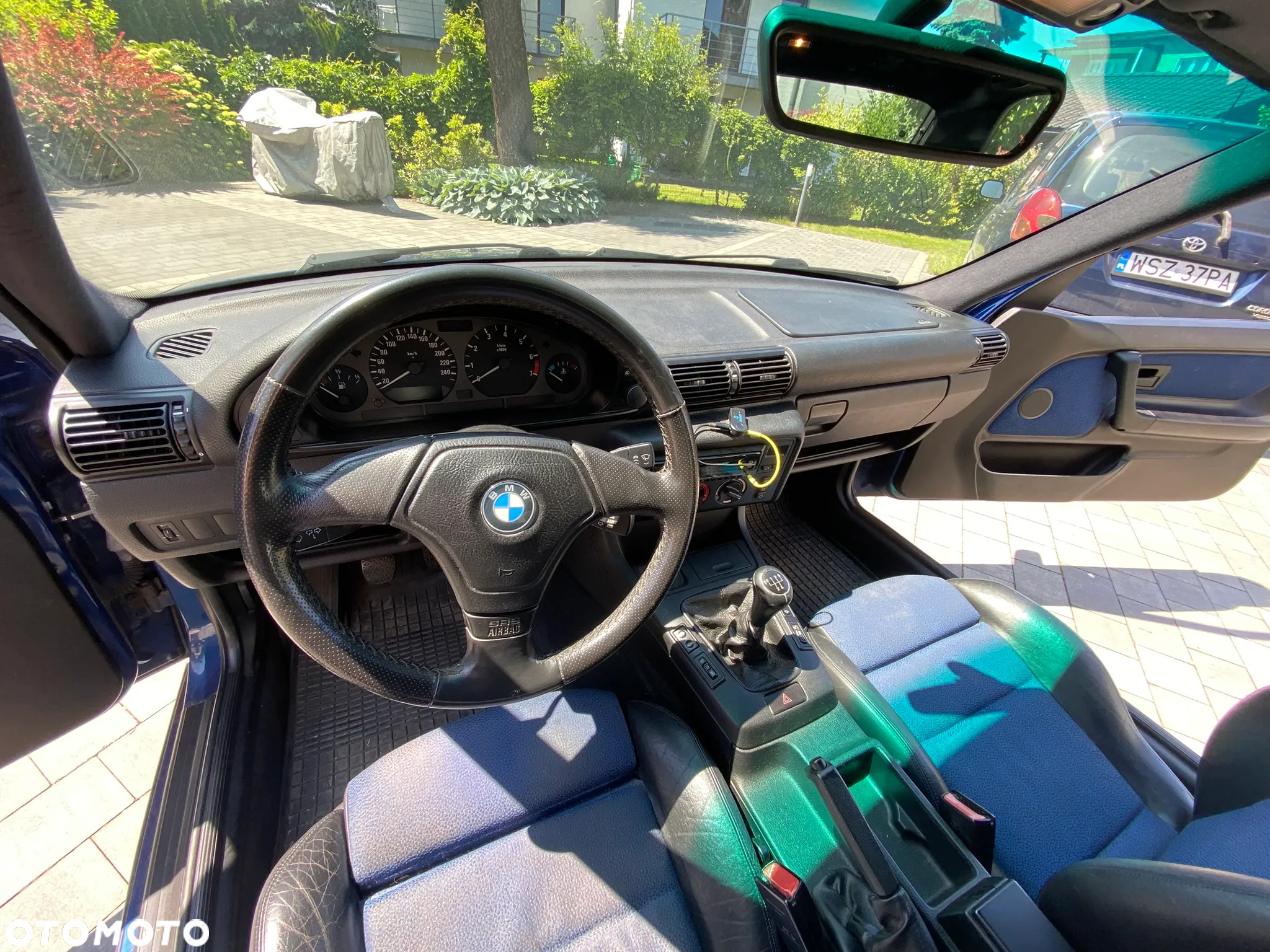 BMW Seria 3 318is - 12