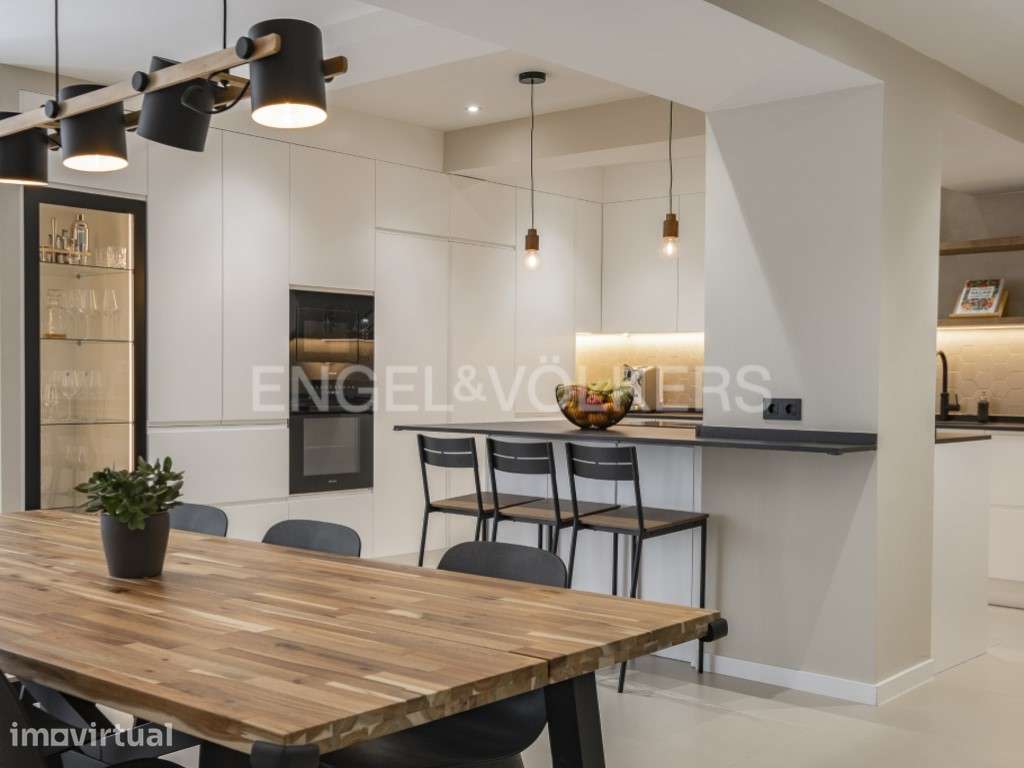 Deslumbrante T4 com Terraço Privado e Escritório na Lapa - Grande imagem: 4/31
