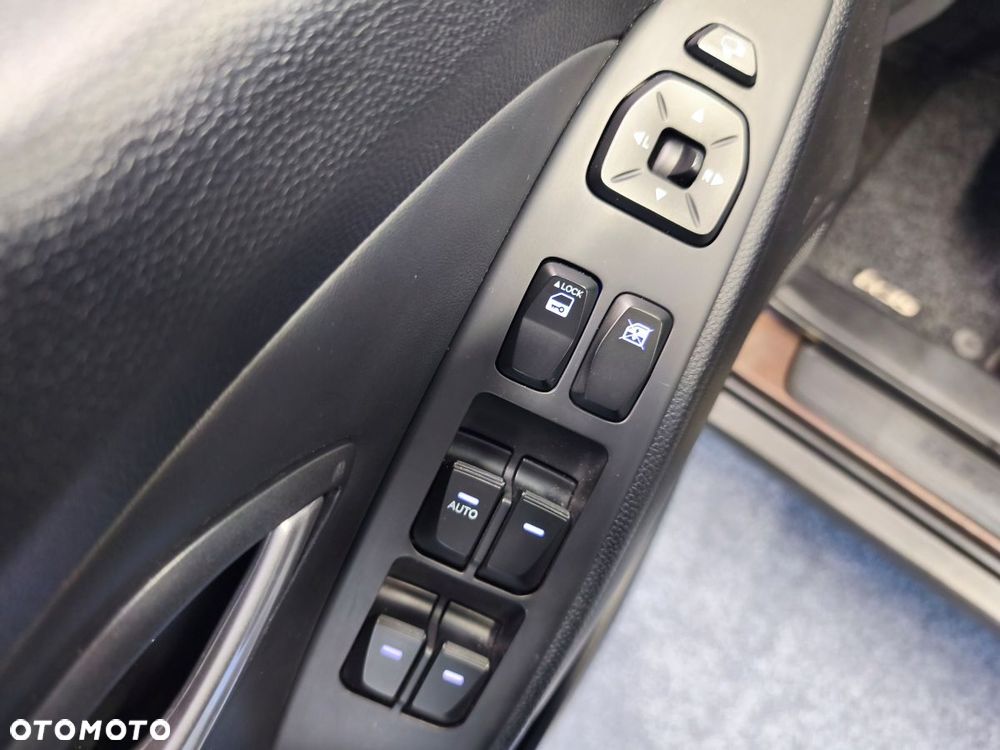 Hyundai ix35 2.0 2WD Automatik Style - 10