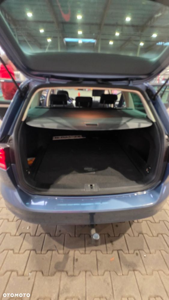 Volkswagen Passat - 15