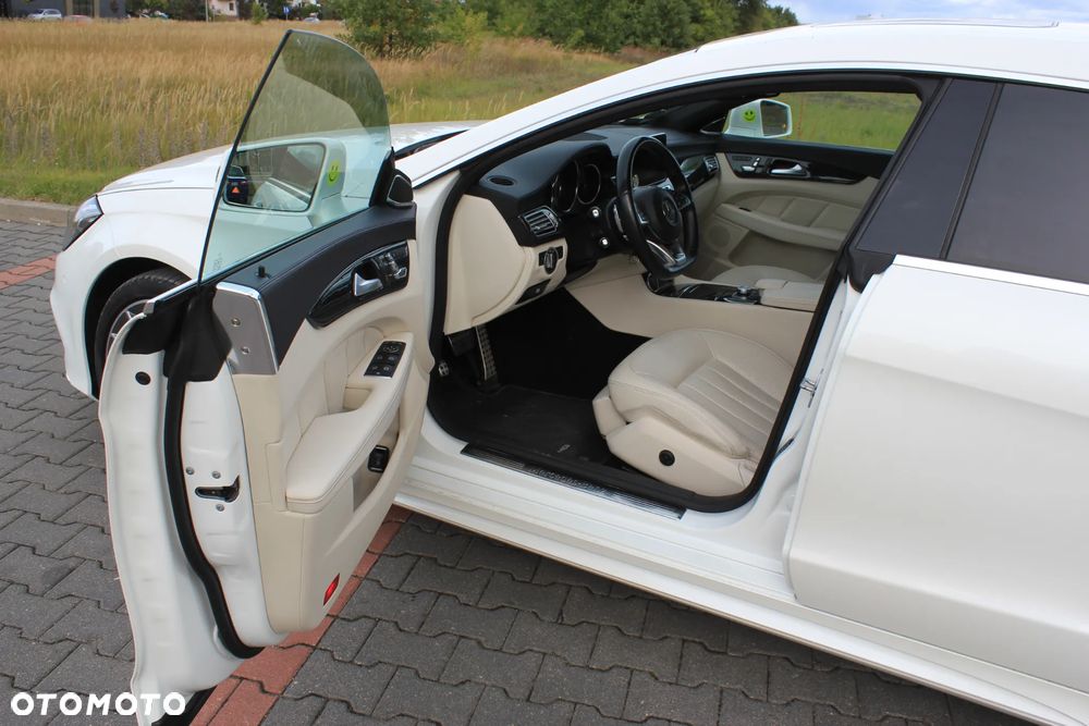 Mercedes-Benz CLS 350 BlueTEC 4-Matic - 8