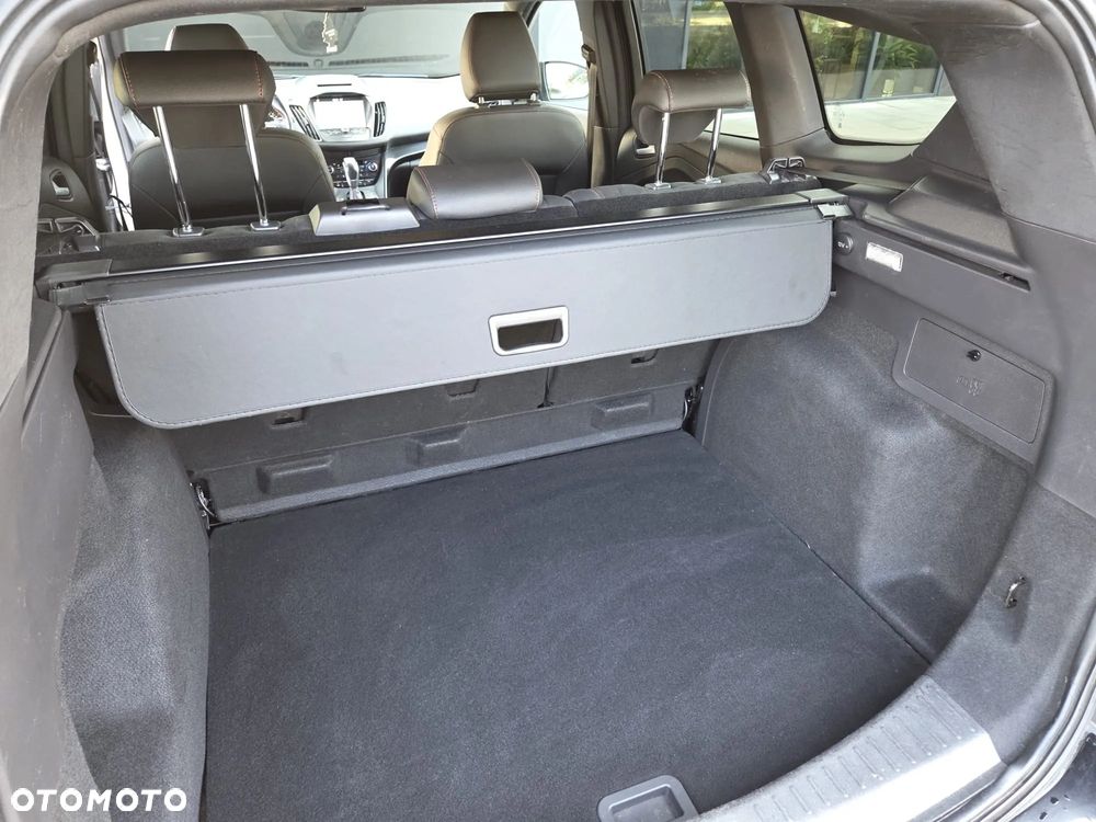 Ford Kuga 2.0 TDCi AWD ST-Line - 20