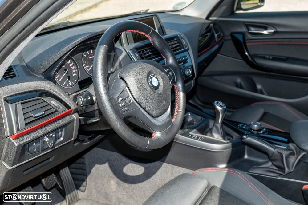 BMW 120 i Line Sport - 23