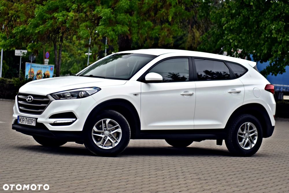 Hyundai Tucson blue 1.7 CRDi 2WD Trend - 23