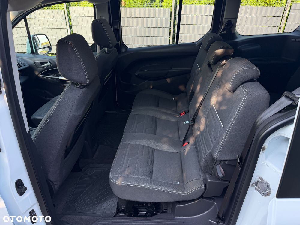 Ford Tourneo Connect Grand 1.6 TDCi Titanium - 25