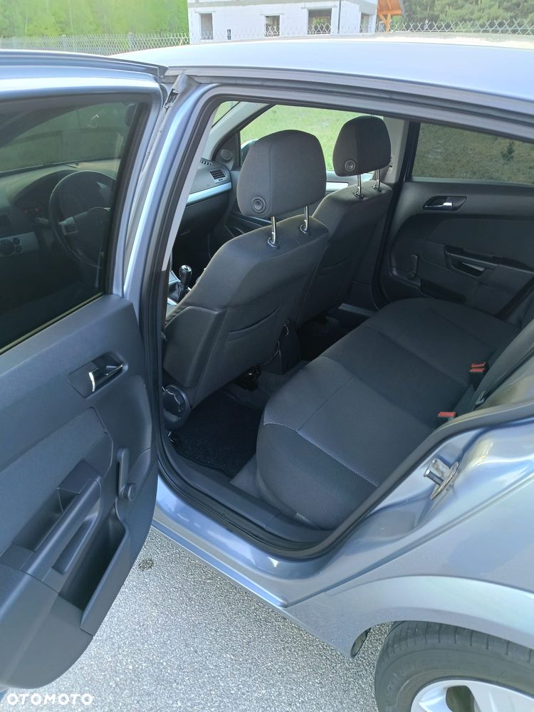 Opel Astra 1.6 Edition Sport - 10