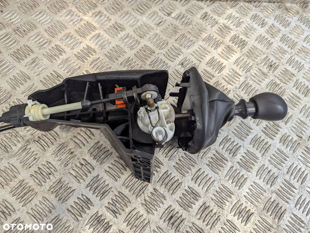 Opel Vivaro B 2014-2019 Lewarek linki biegów - 11