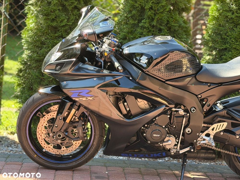 Suzuki GSX-R - 19