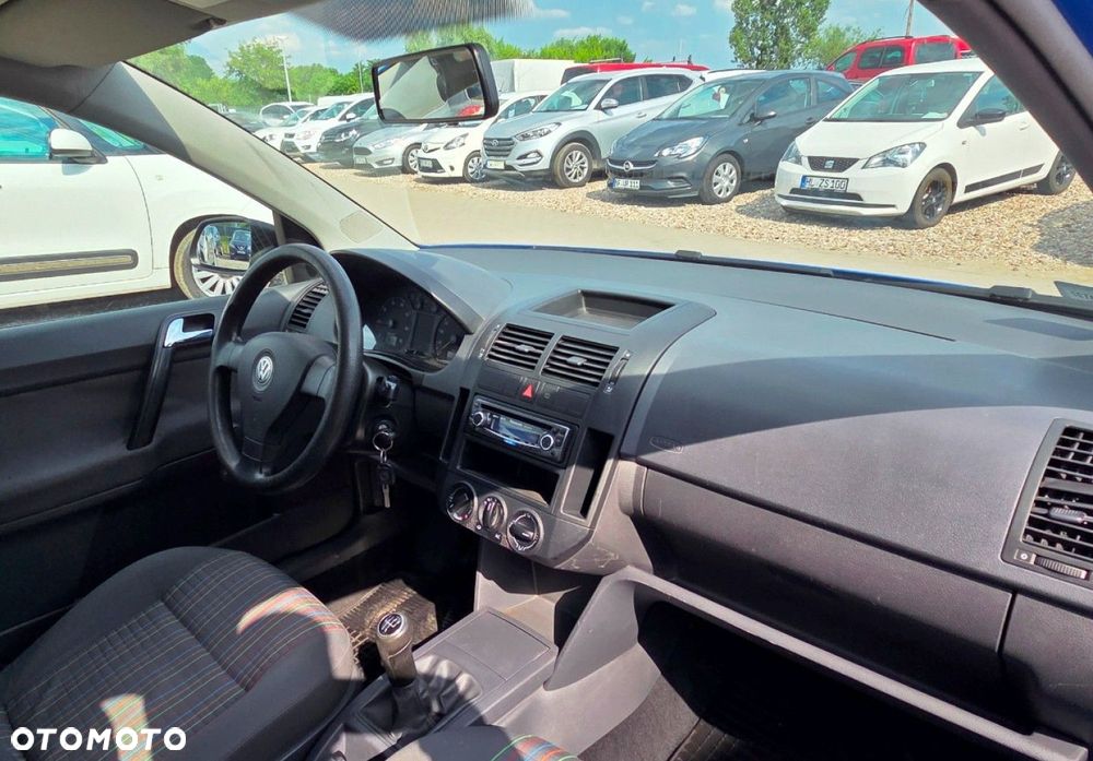 Volkswagen Polo - 10