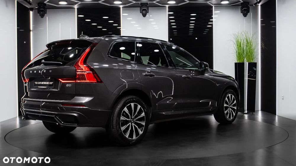 Volvo XC 60 B5 B AWD Plus Dark - 7