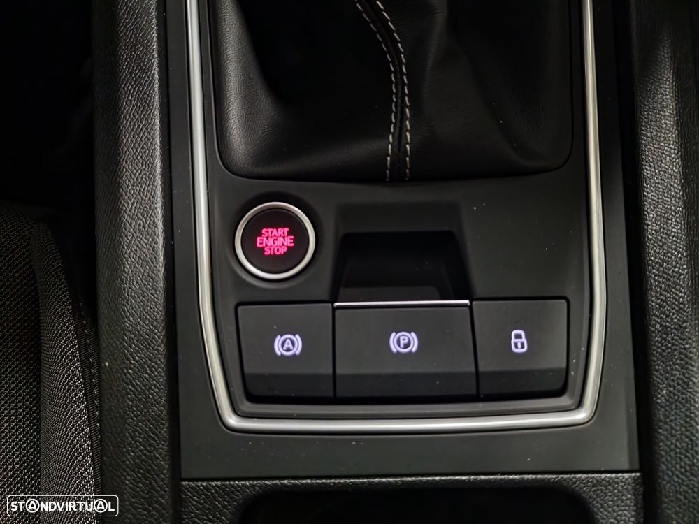 SEAT Leon 2.0 TDI Style - 11