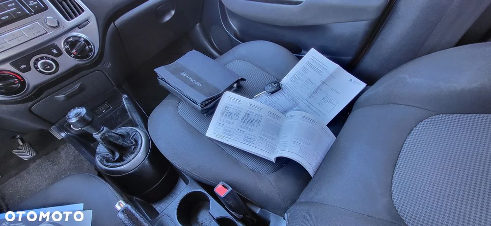 Hyundai i20 1.2 Trend - 22