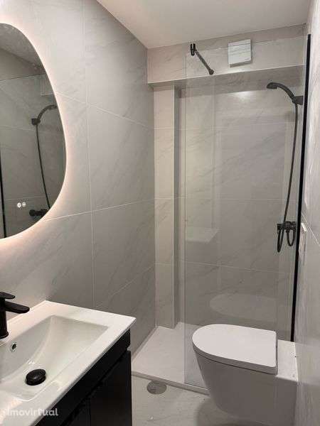 Vendo Escritorio - Aveiro centro - Grande imagem: 5/7