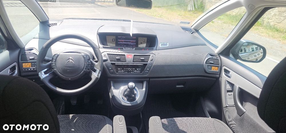 Citroën C4 Picasso 1.6 HDi Impress - 19