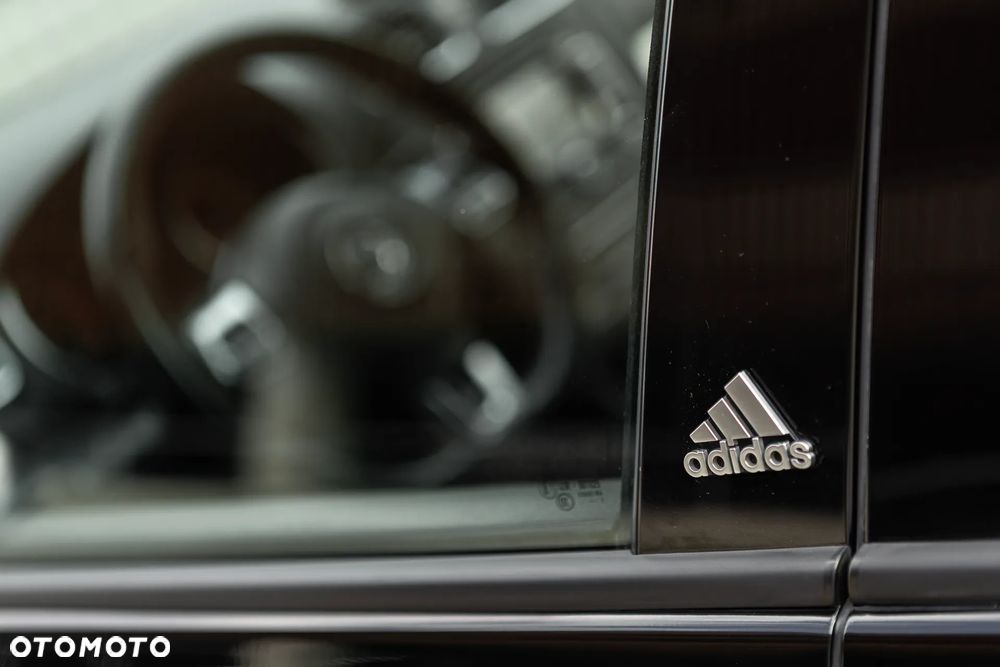 Volkswagen Golf 2.0 TSI GTI - 40