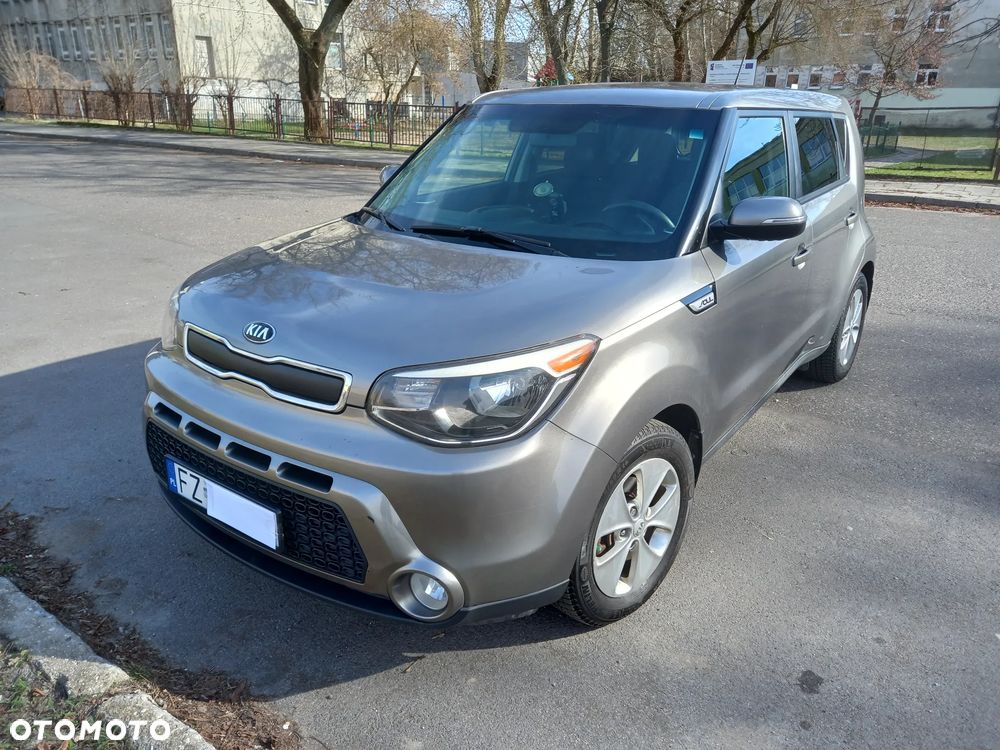 Kia Soul 1.6 GDI L - 11