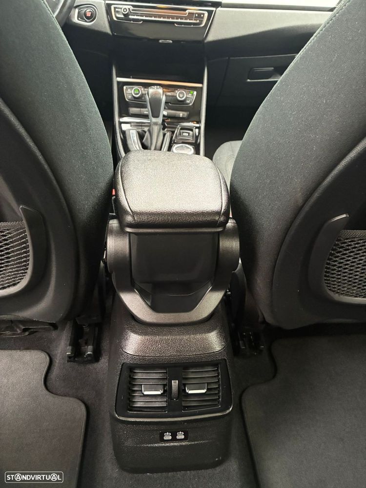 BMW 225xe Active Tourer - 18